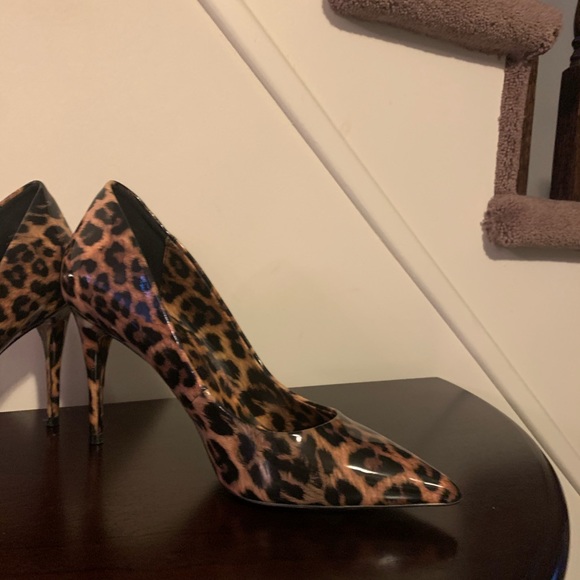 ALDO LEOPARD PRINT PATENT LEATHER HEELS - Picture 8 of 14